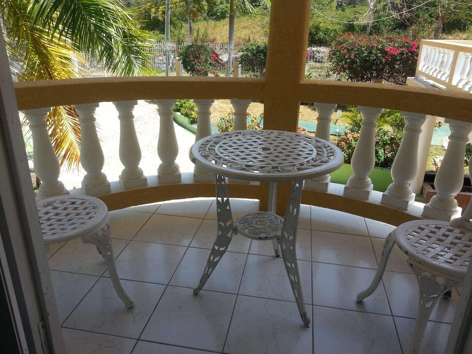 Emerald View Resort Villa Montego Bay Exteriör bild