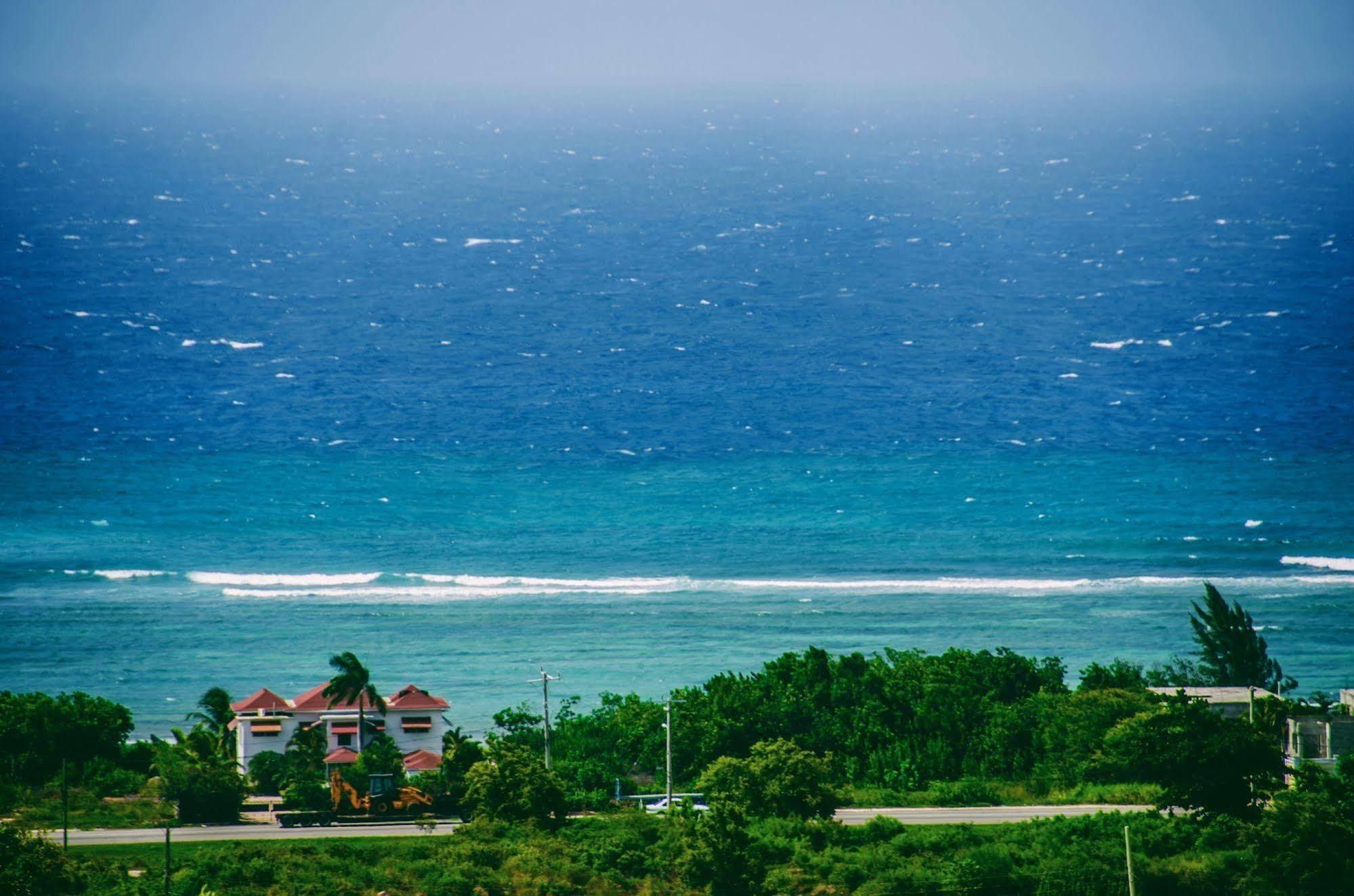Emerald View Resort Villa Montego Bay Exteriör bild