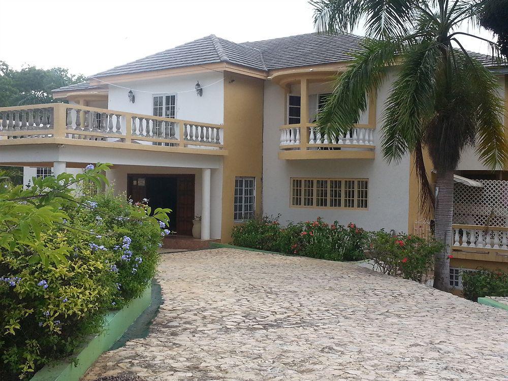 Emerald View Resort Villa Montego Bay Exteriör bild