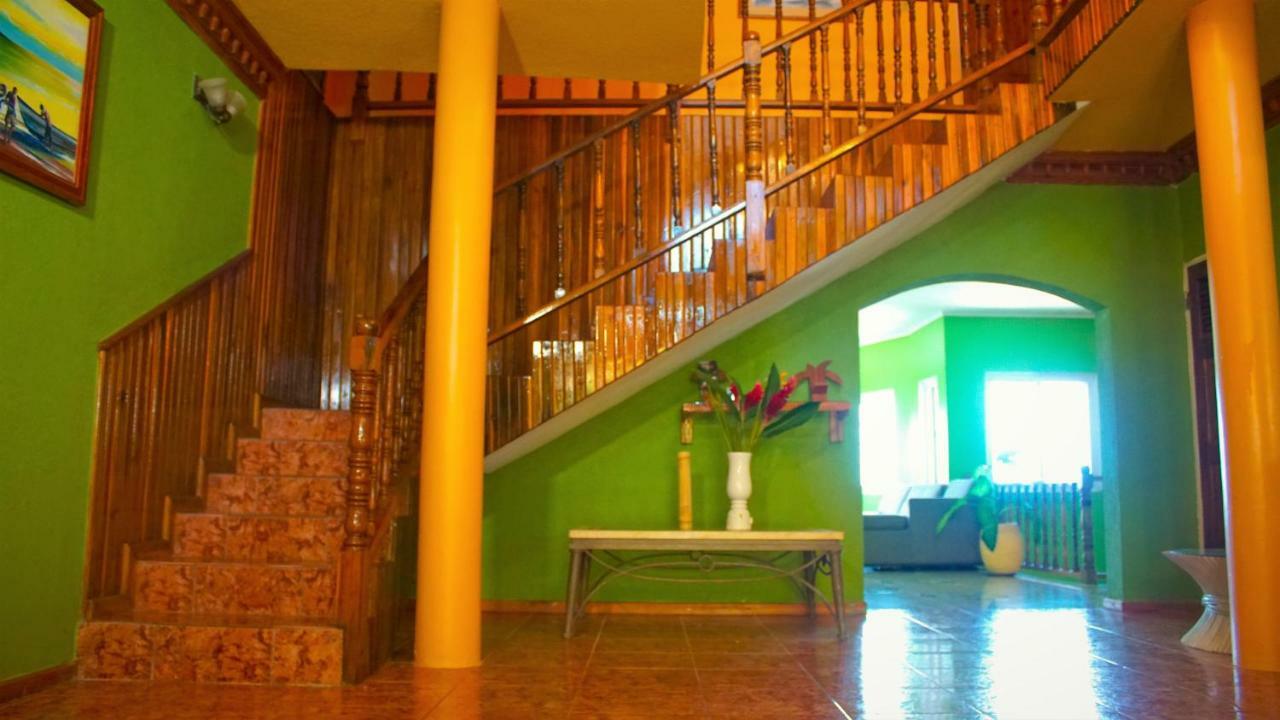Emerald View Resort Villa Montego Bay Exteriör bild